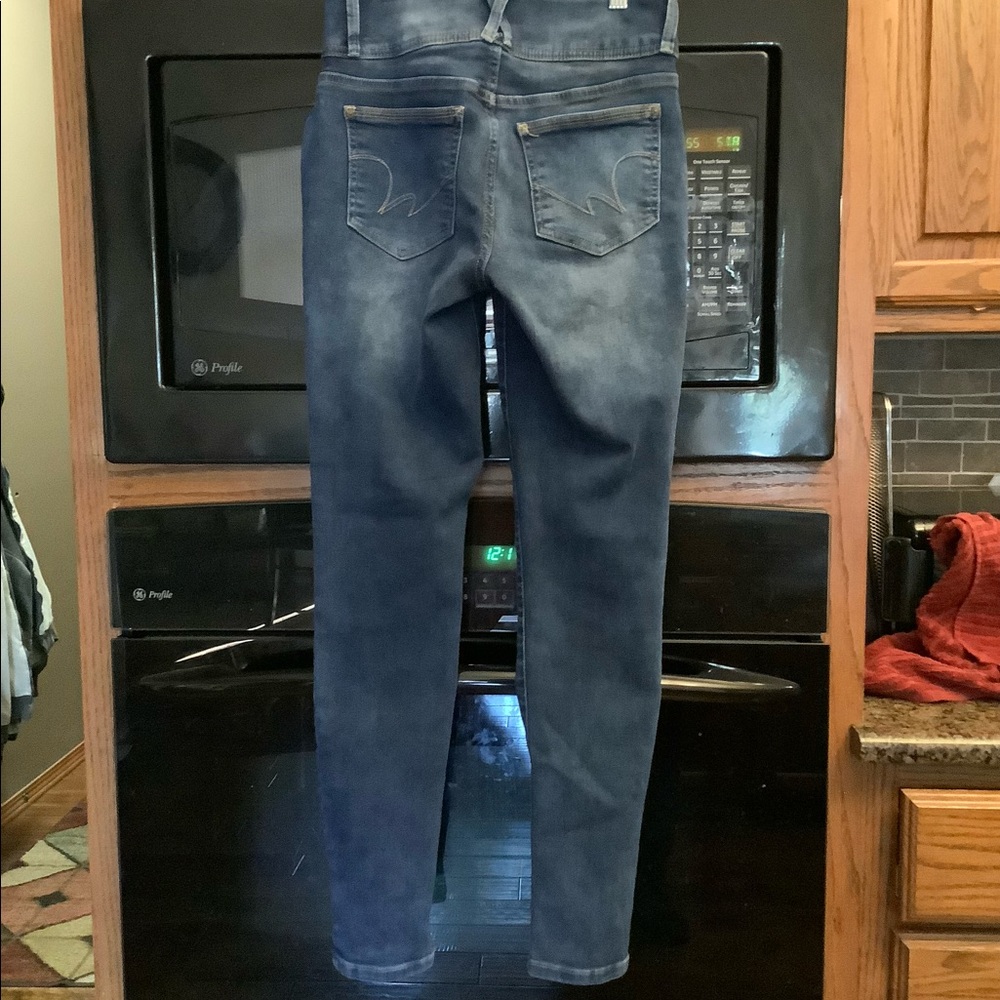Wallflower Skinny Jeans